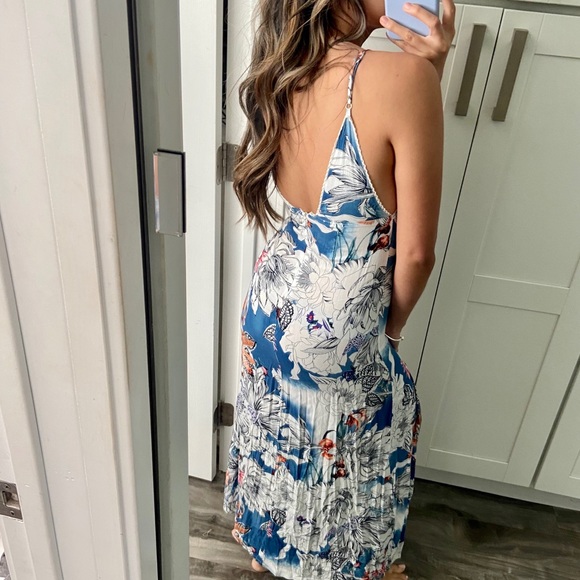 MAXI FLORAL DRESS - Picture 2 of 2